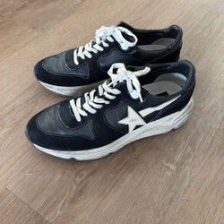 Golden Goose Running Size 9.5 Mint