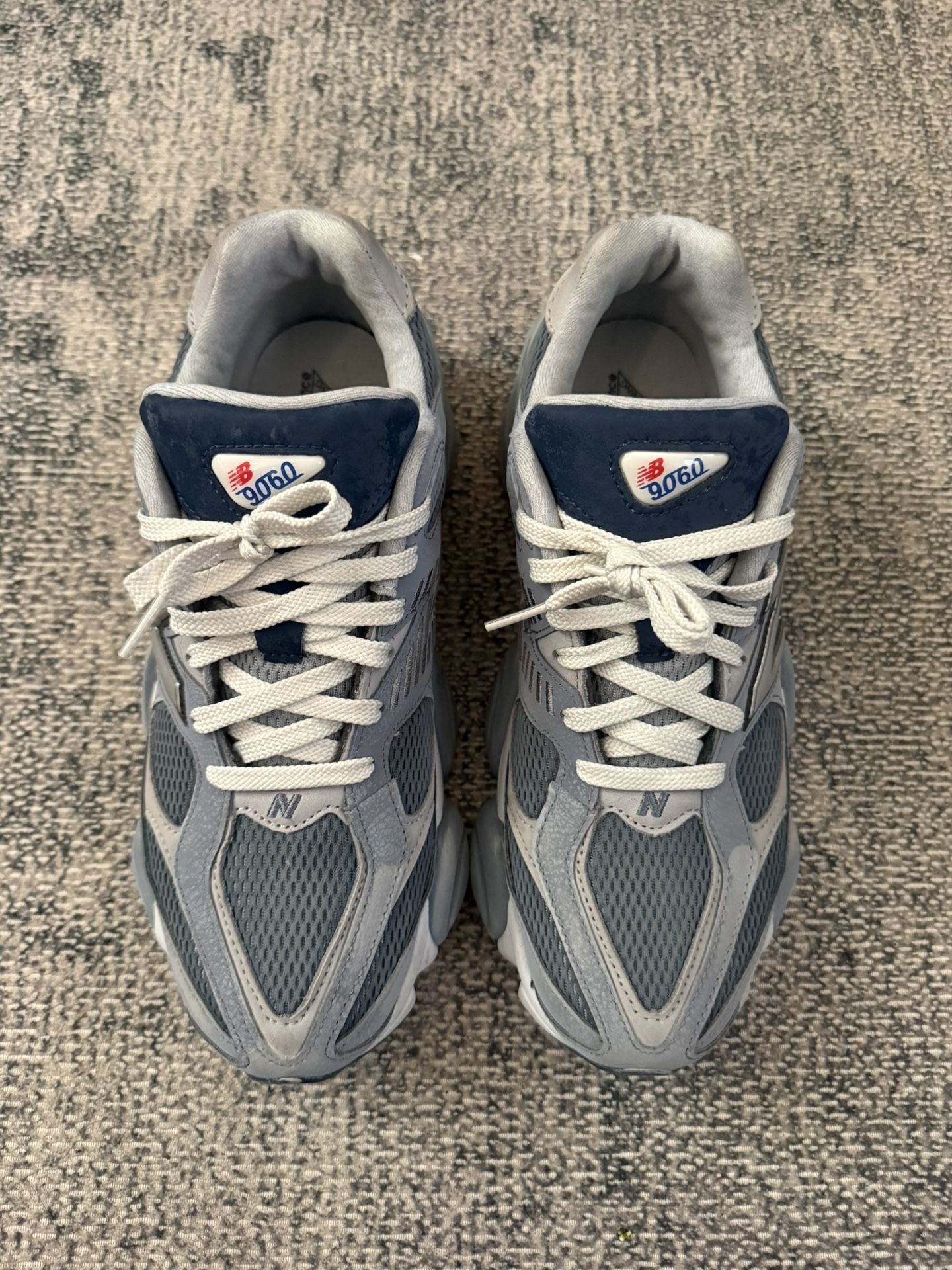 New Balance 9060 - Women’s Size 9 In Blue 