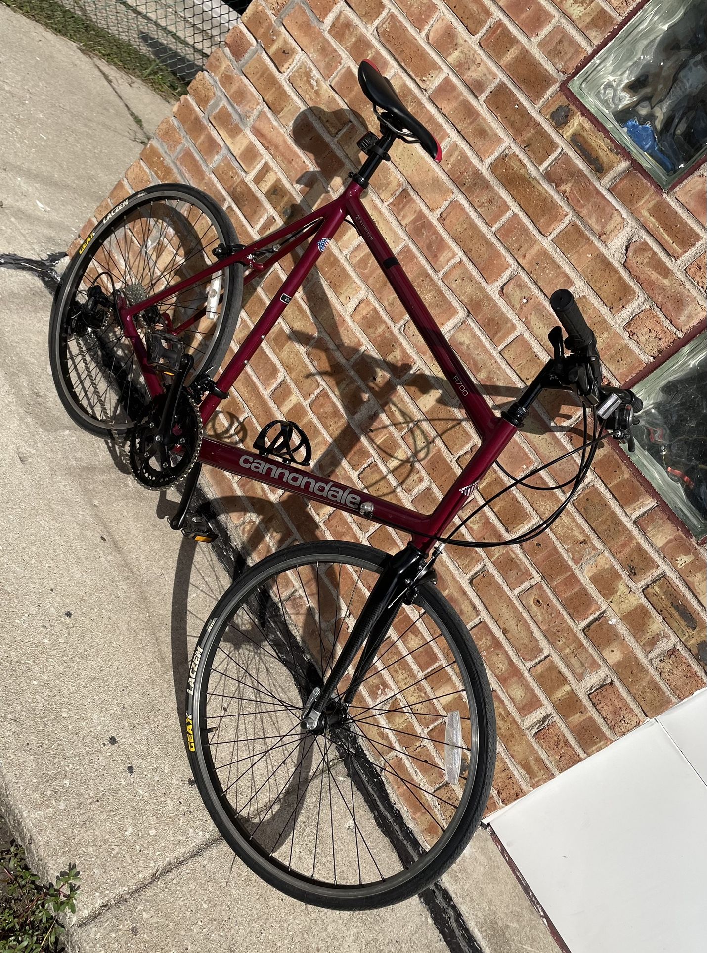 Cannondale Hybrid Bike