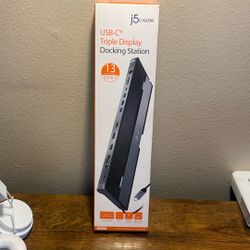 j5create USB-C Triple-Display Docking Station JCD543