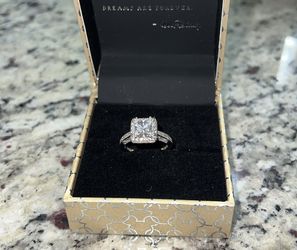 2 Carat 14k White Gold Diamond Engagement Ring Thumbnail