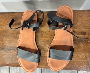 $2 Size 7.5 Women Sandals