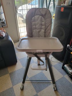 Chair for babies Age 1 to 4 years old
