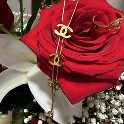 Cc Style Necklace $25