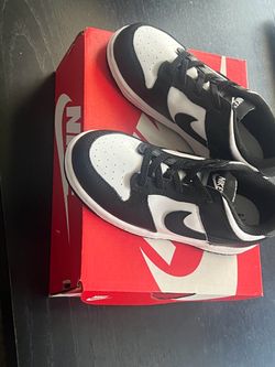 Nike shoes 9c