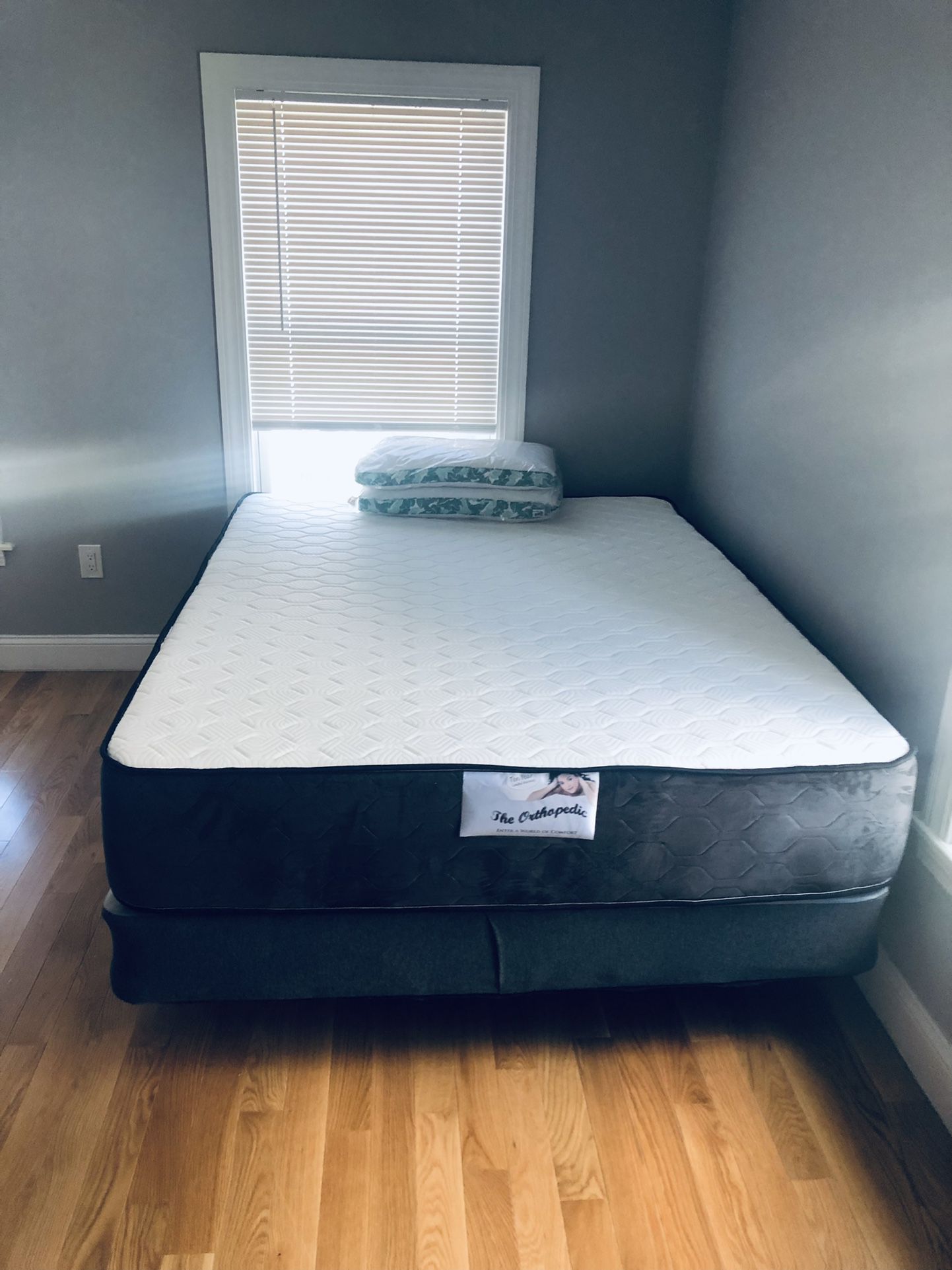  MATTRESS+Box Queen Size FOAM 12”Thick Box Spring 9”confort+Quality Brand New Delivery 🚚 Available 