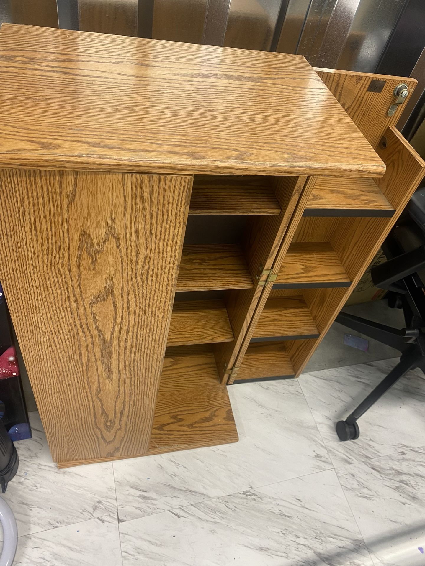 Nice Sturdy Shelving/ Tv Stand/book Shelf