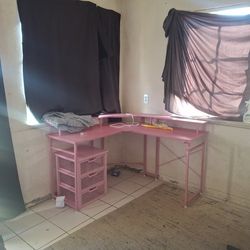 L shaped computer death