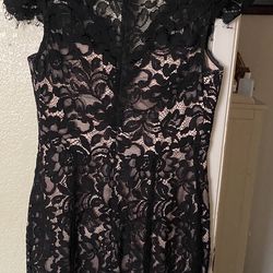 Black Lace Sheath Dress 