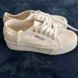 Superga Platforms Size 7