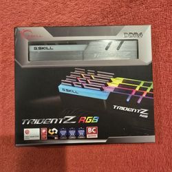 G.Skill Trident Z RGB 32 GB DDR4-4133 CL17 RAM 