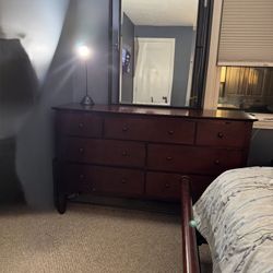 Dresser with mirror 