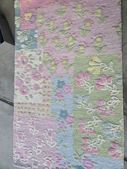 Rug for children's room. Safavieh Kids collection