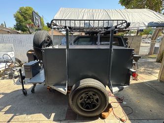 Trailer with Roof Rack
