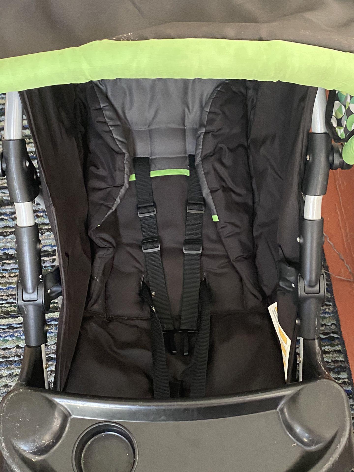 Baby Stroller. Green&Black.