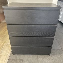 Dresser, Nights Stand & Ottoman