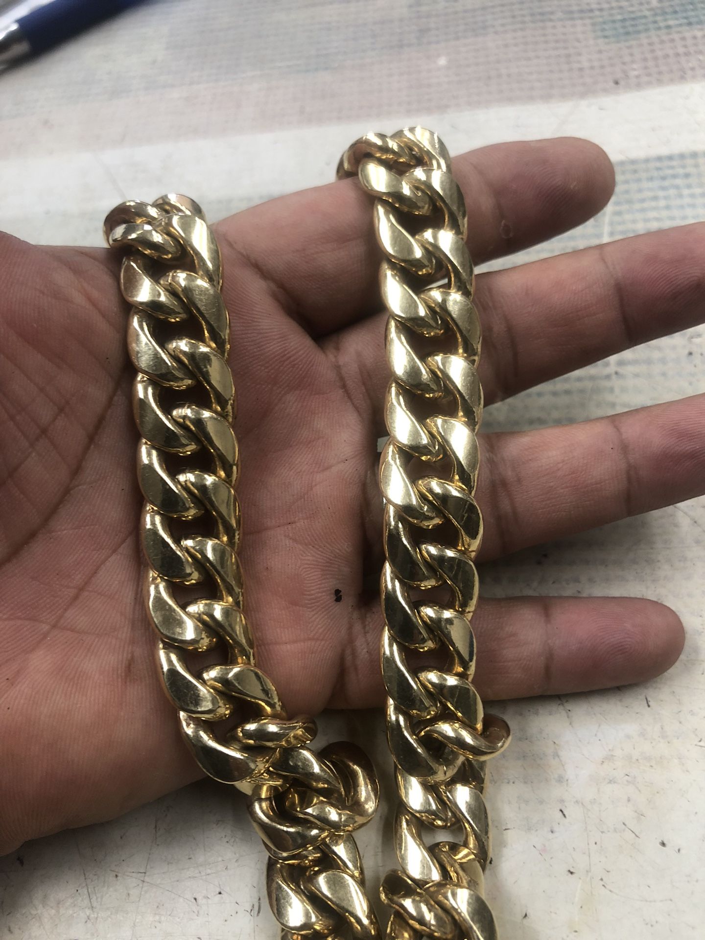 10k Cuban Link Chain 