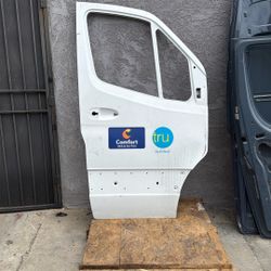 Mercedes Benz Sprinter Right Front Door 2019 2020 2021 2022 2023 2024 2025