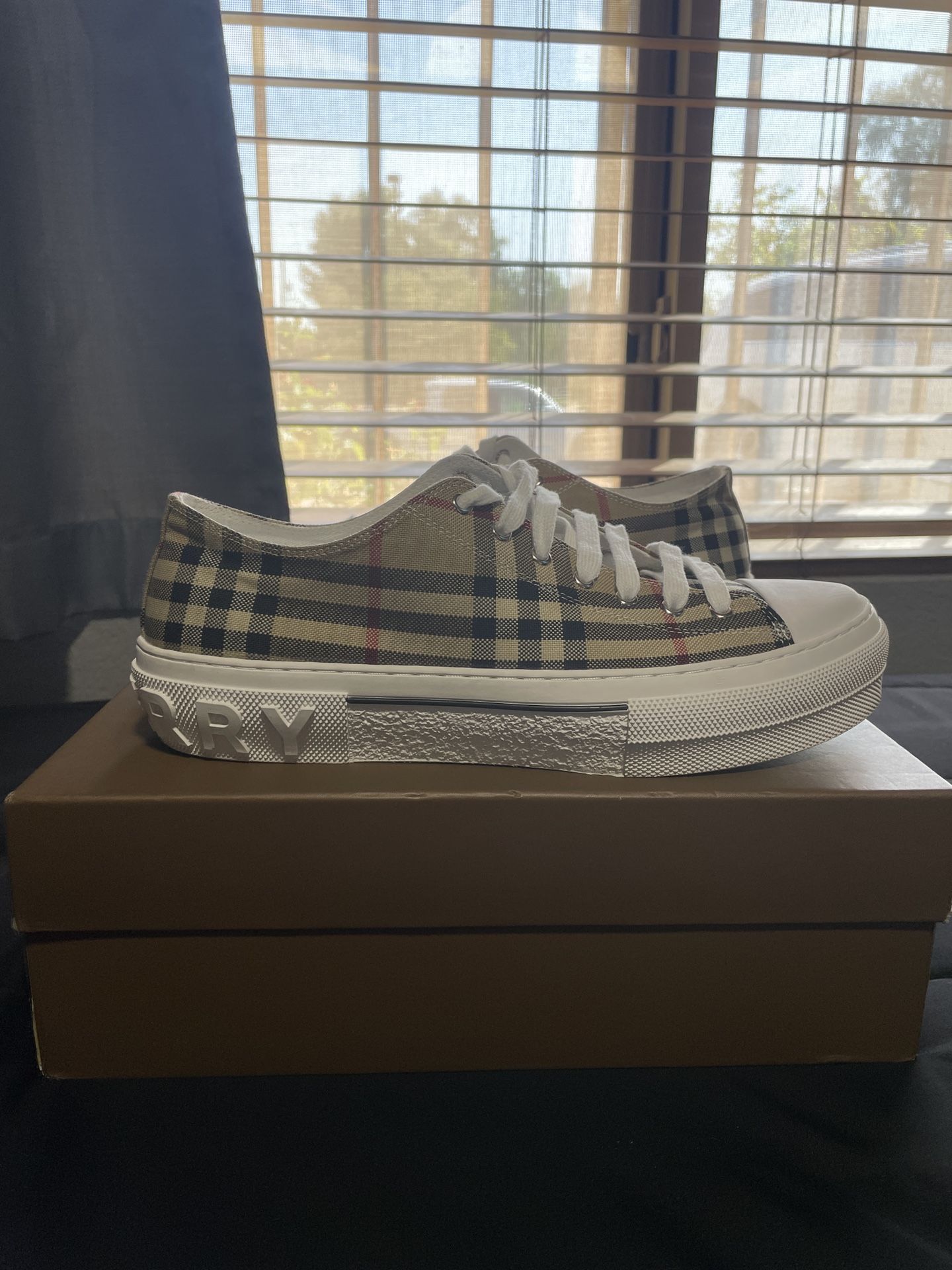 Burberry Shoes