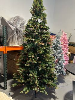 New - 9FT Artificial Christmas Tree
