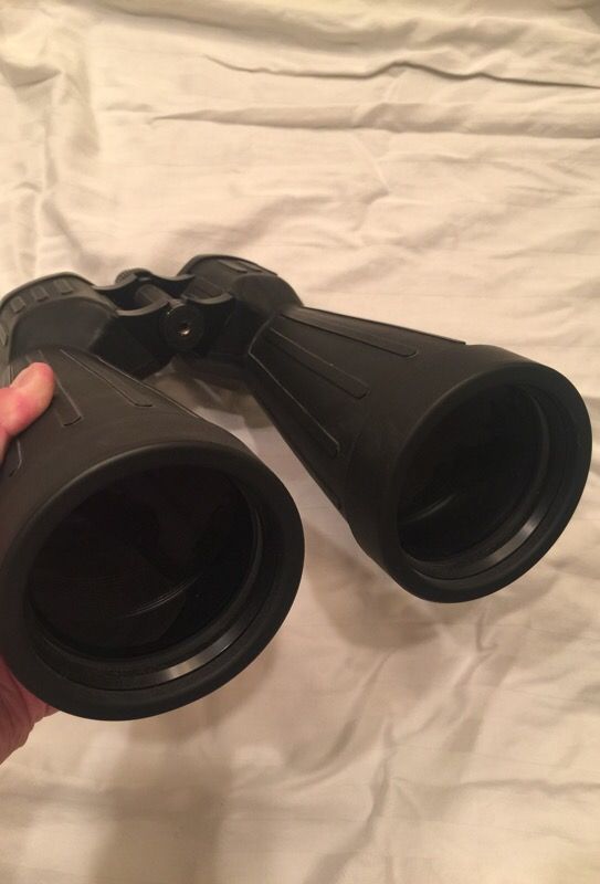 Cabelas store 20x80 binoculars