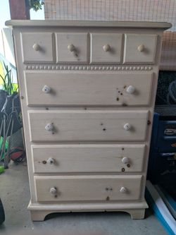 Dresser