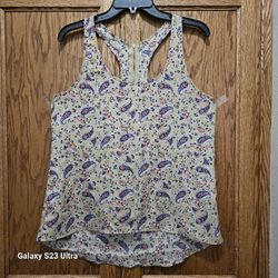 ONLY $2 WOMENS M PAISLEY SUMMER TOP