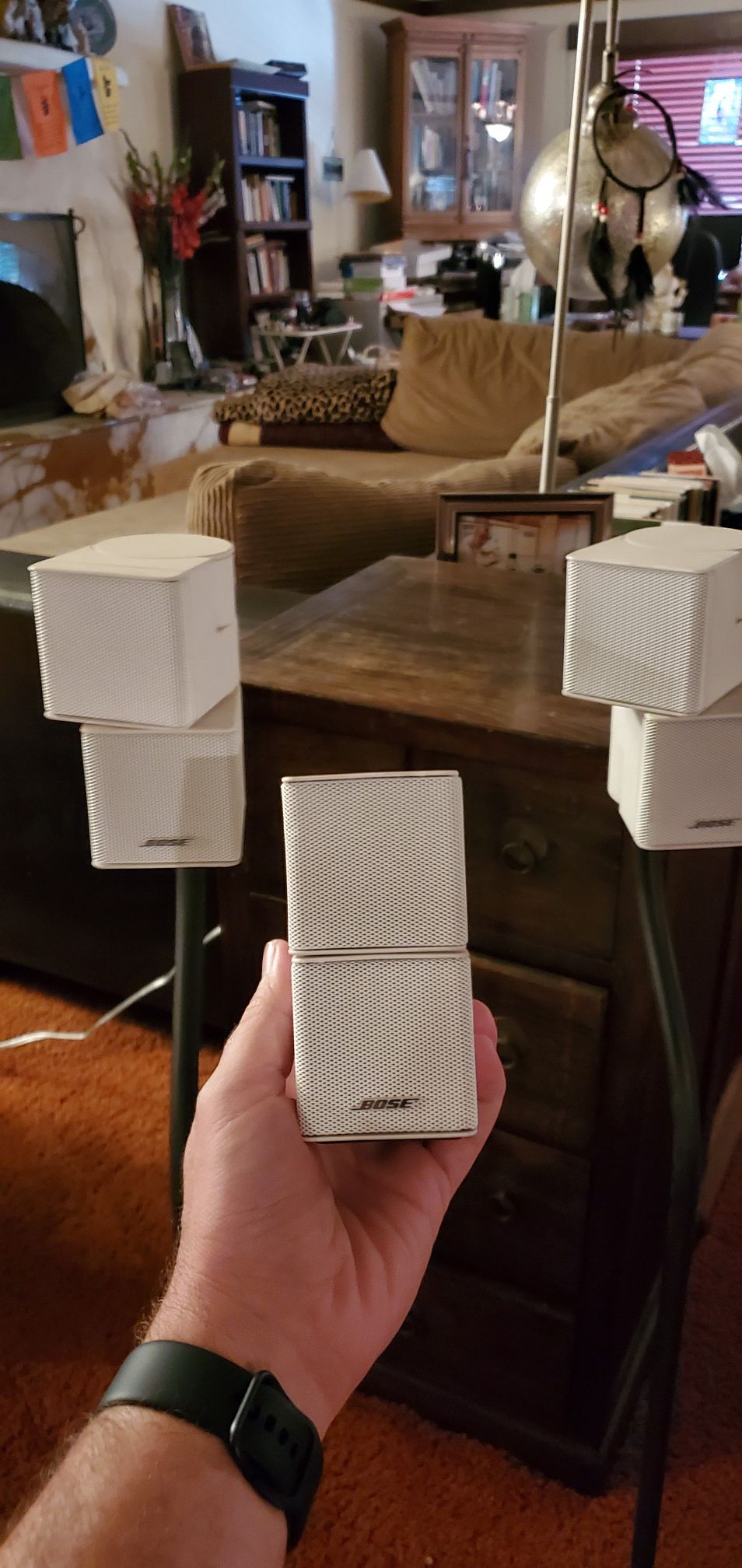 Bose surround sound double mini cubes high quality sound!