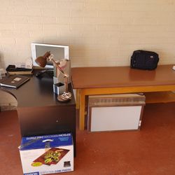 550 Items - SERIOUS INQUIRIES ONLY - ALL ITEMS MAKE REASONABLE OFFERS - 

OFFICE MEDICAL, KITCHEN, FILE CABINET SAFE, DESK, BMW Rims, kitchen Table, C