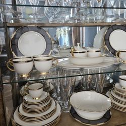 Beautiful Lenox Hancock Presidential Gold