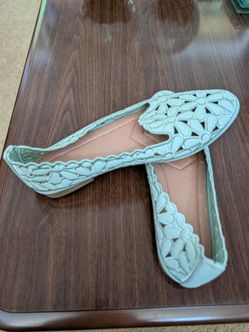 Women's flat size 6