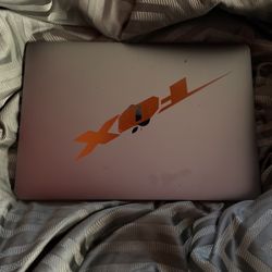 2017 MacBook Pro 13 Inch