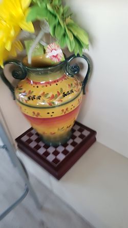 Ceramic vase