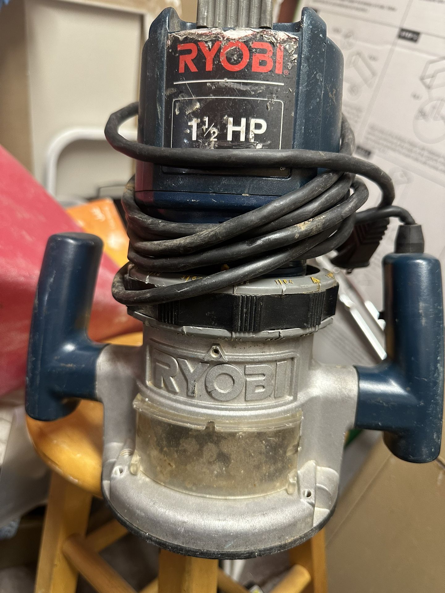 Bosch router