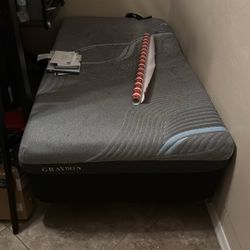 Twin Grayson memory Foam Mattress And Foundation 