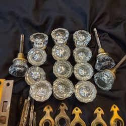 Antique 12 Point Glass Door Knobs Sets