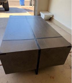 Free coffee table grey/brown