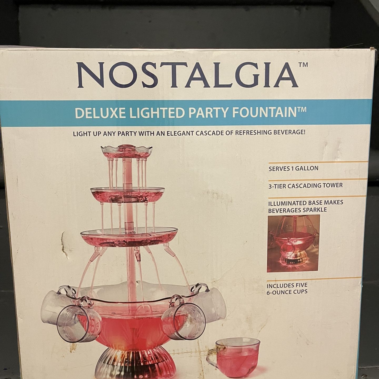 Light-Up Party Fountain & Cups
