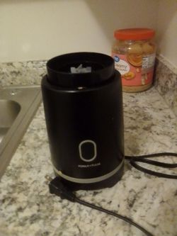 Mainstays Black Single-Serve Blender (16 oz)