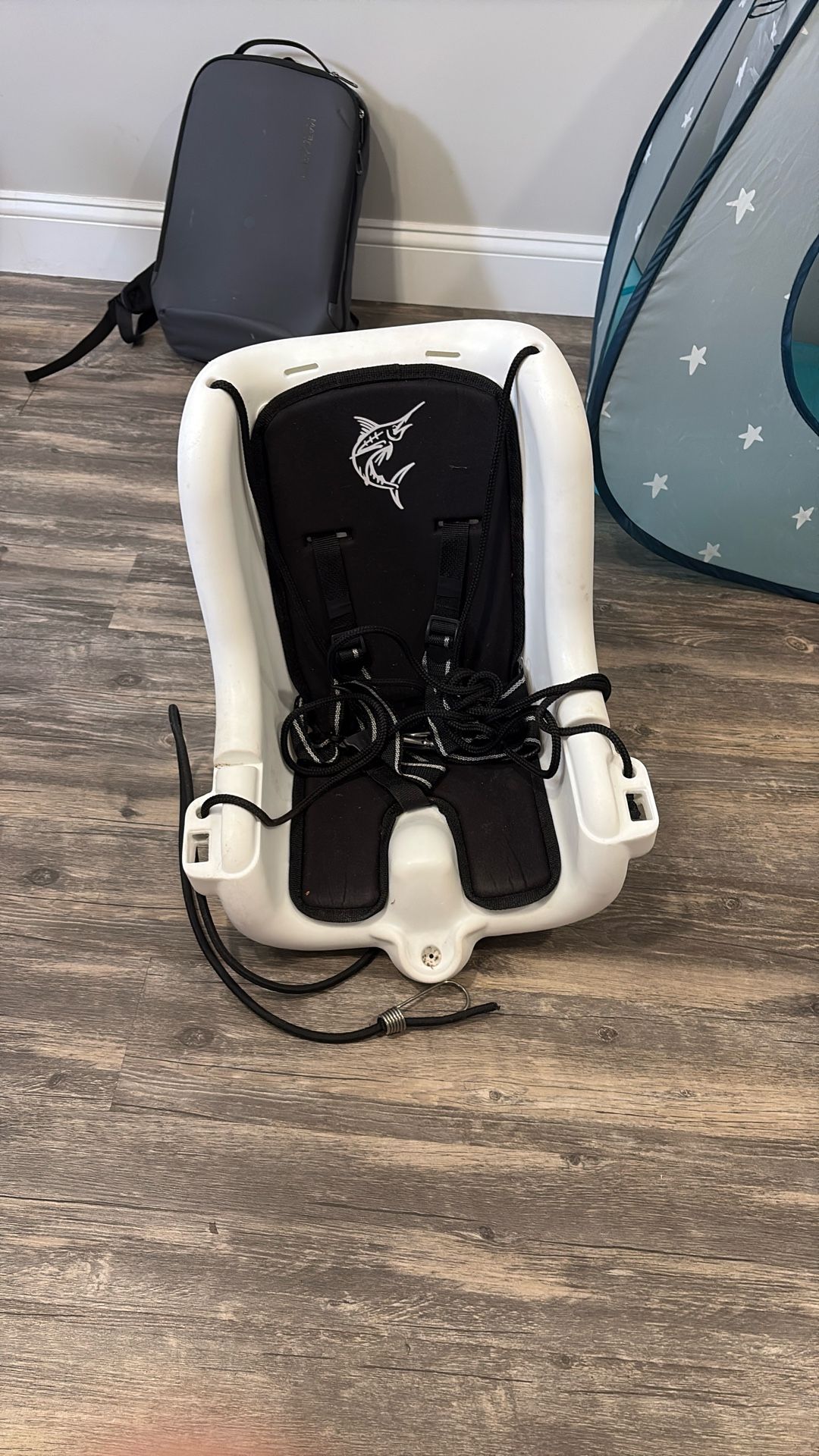 Baby SeaRock. Put Baby In High Chair On Boat