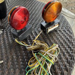 Magnetic Tow Lights