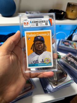 Vladimir Guerrero HGA Mint 9.5 Rookie