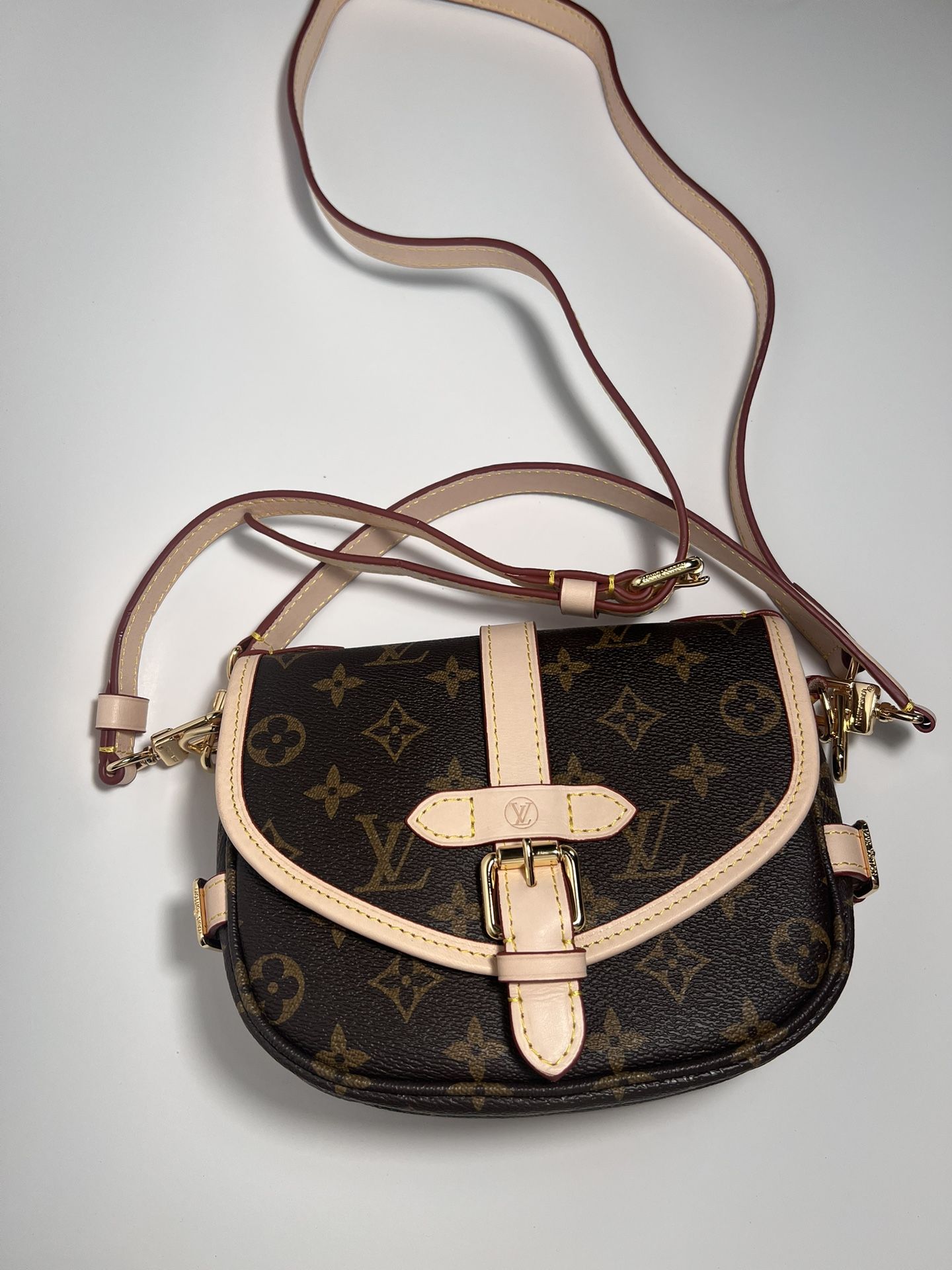 Louis Vuitton Saumur BB