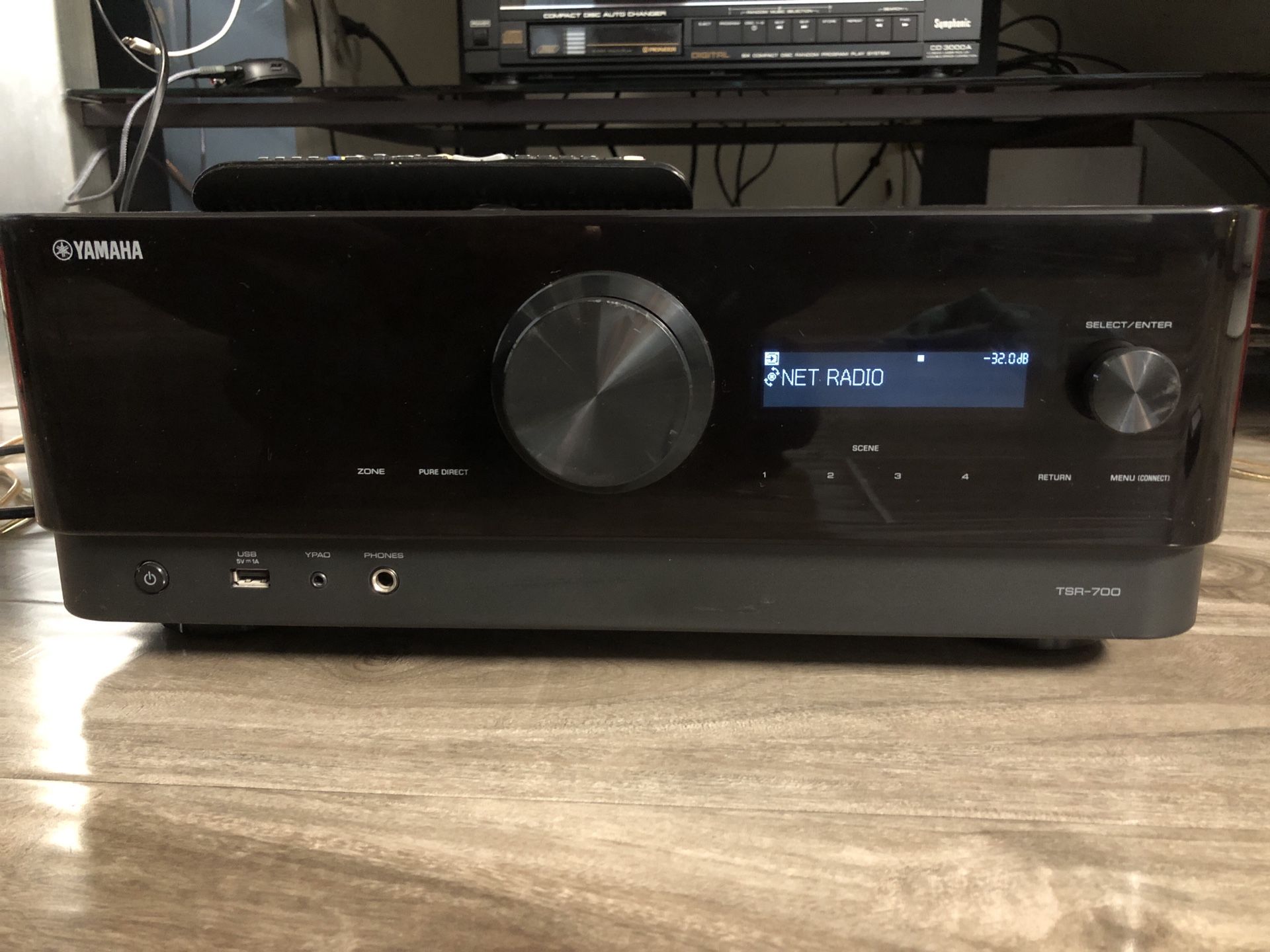 YAMAHA TSR-700 7.1 RECEIVER