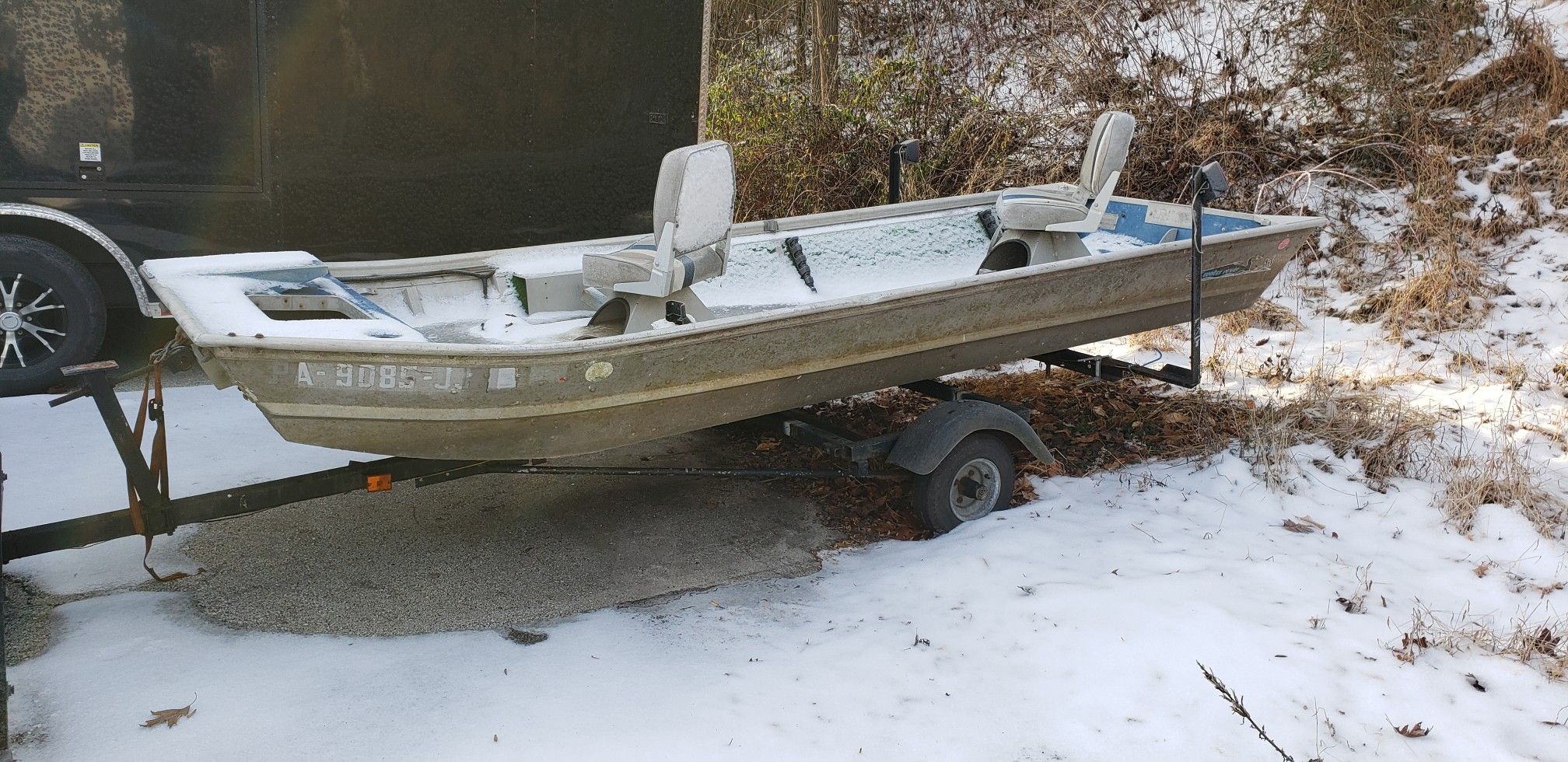 Aluminum boat and trailer needs TLC
