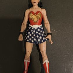 Wonder Woman Figure