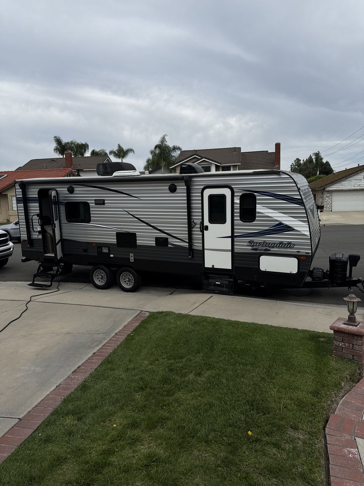 2018 Springdale " Arctic Edition" 2660RL