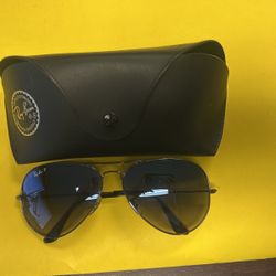 *New* Ray-Ban Polarized Aviator Sunglassws