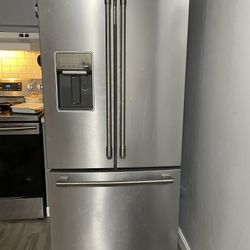Maytag Bottom Mount 