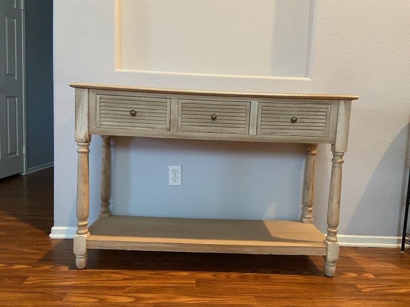 Entryway Table for Sale in Oak Glen, CA OfferUp